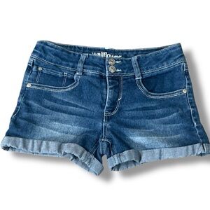 Wallflower Jean Shorts with Star Pockets Size 14 Petite